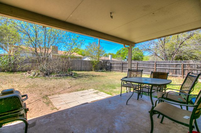 2013 N Van Buren Street, San Angelo, TX 76901