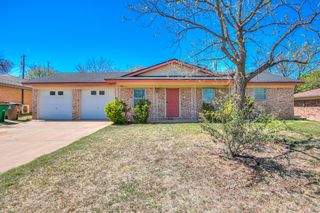 2013 N Van Buren Street, San Angelo, TX 76901