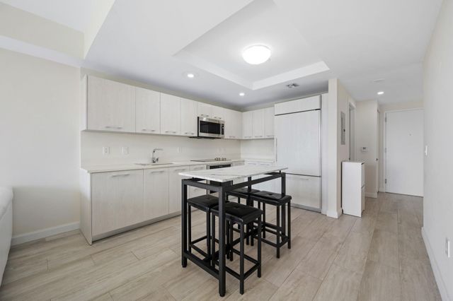 55 SW 9th Street 3705, Miami, FL 33130