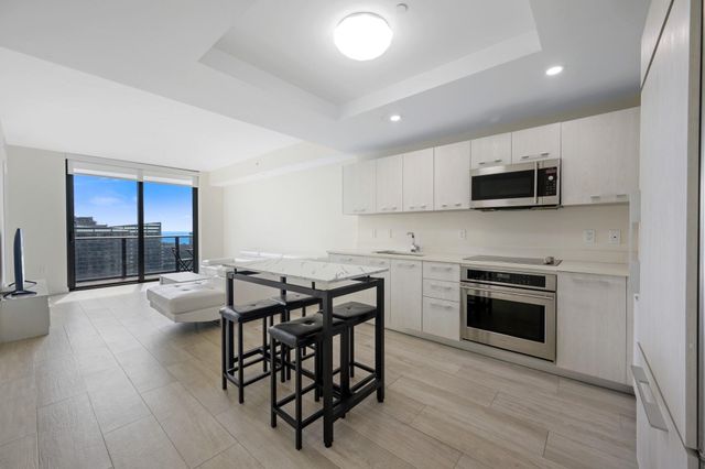 55 SW 9th Street 3705, Miami, FL 33130
