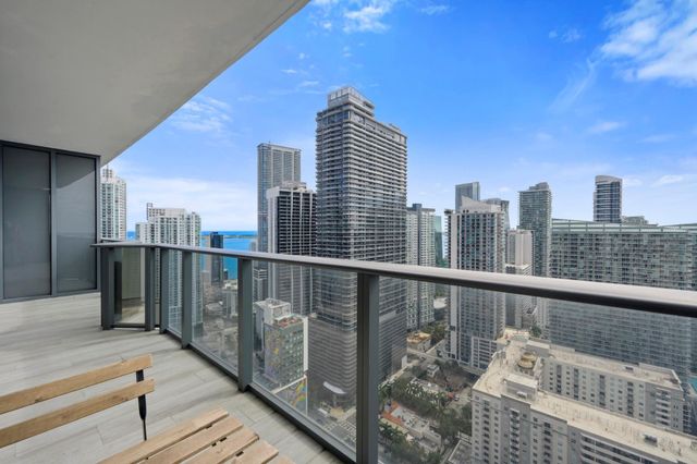 55 SW 9th Street 3705, Miami, FL 33130