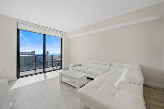 55 SW 9th Street 3705, Miami, FL 33130