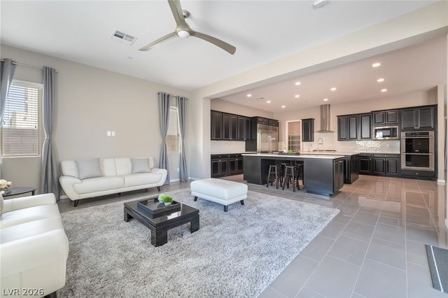 813 Horizon Canyon Drive, Henderson, NV 89052