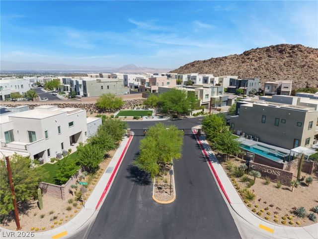 813 Horizon Canyon Drive, Henderson, NV 89052