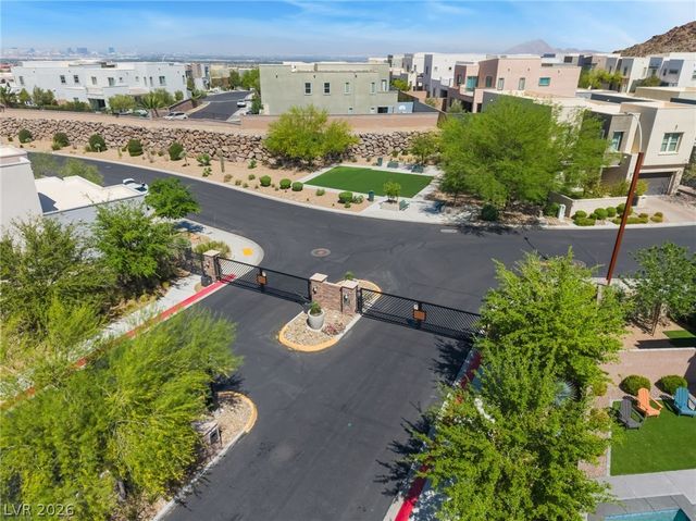 813 Horizon Canyon Drive, Henderson, NV 89052