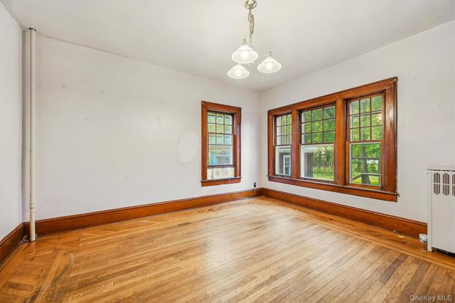 13 Cottage Street, Monticello, NY 12701