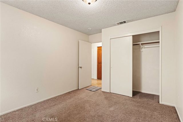 2204 Kelso Peak, Bakersfield, CA 93304