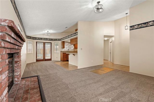 2204 Kelso Peak, Bakersfield, CA 93304