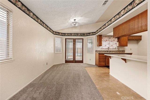 2204 Kelso Peak, Bakersfield, CA 93304