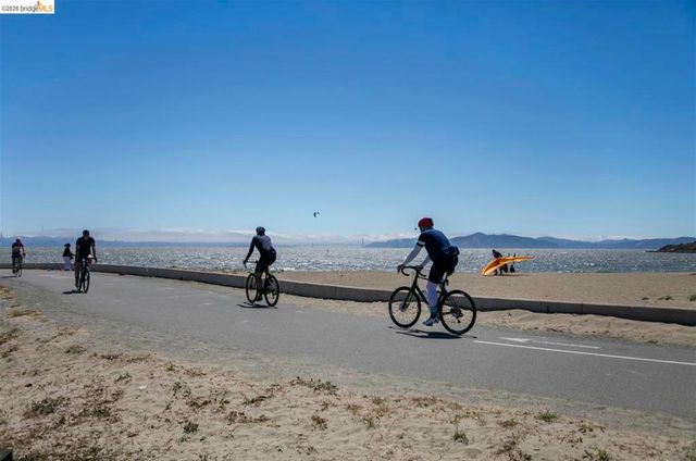 545 Pierce St 1306, Albany, CA 94706