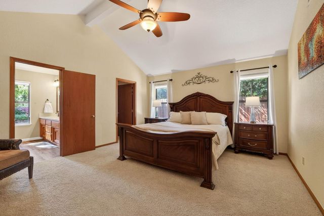 202 Firestone Dr, Roseville, CA 95678