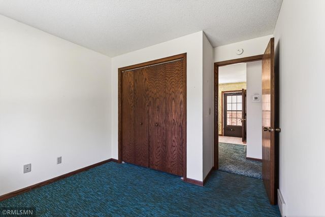 14915 Crow River Drive, Rogers, MN 55374