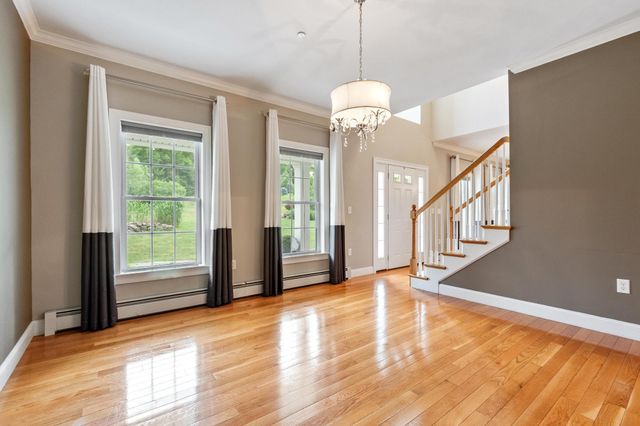 62 Monadnock Lane, Peterborough, NH 03458