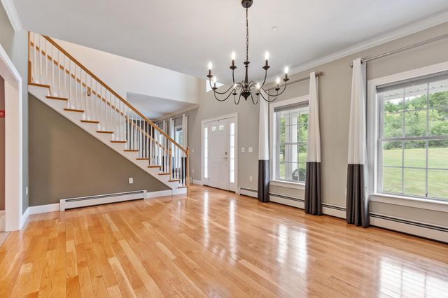 62 Monadnock Lane, Peterborough, NH 03458