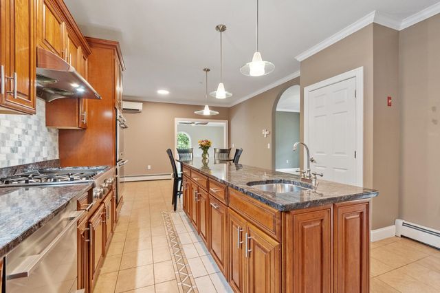 62 Monadnock Lane, Peterborough, NH 03458