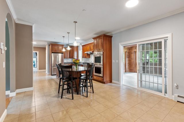 62 Monadnock Lane, Peterborough, NH 03458