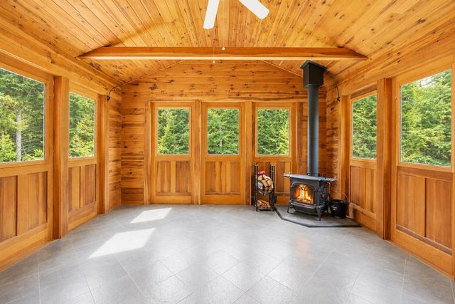 62 Monadnock Lane, Peterborough, NH 03458