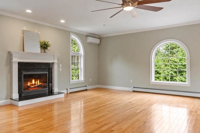 62 Monadnock Lane, Peterborough, NH 03458