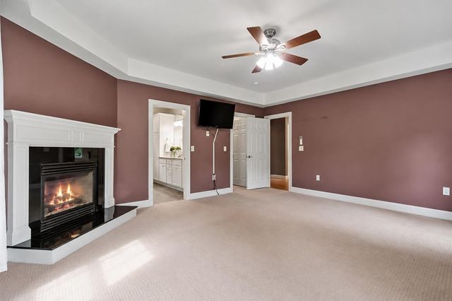 62 Monadnock Lane, Peterborough, NH 03458
