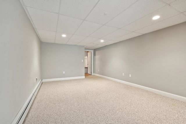 62 Monadnock Lane, Peterborough, NH 03458
