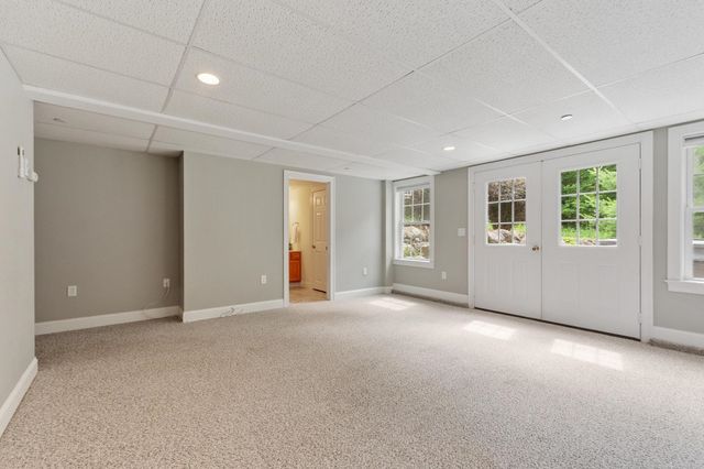 62 Monadnock Lane, Peterborough, NH 03458