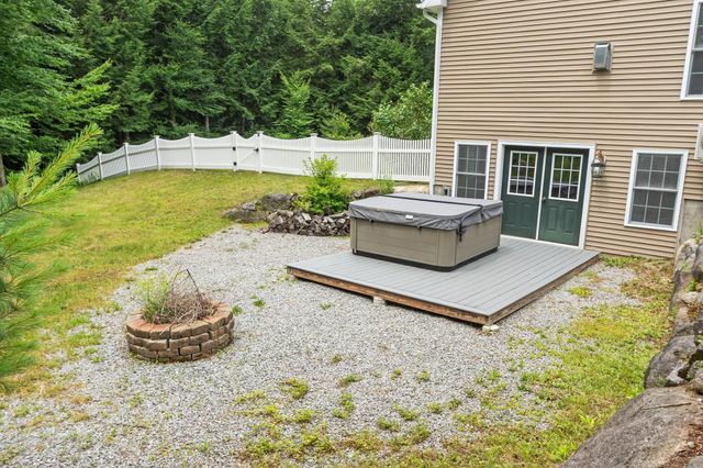 62 Monadnock Lane, Peterborough, NH 03458
