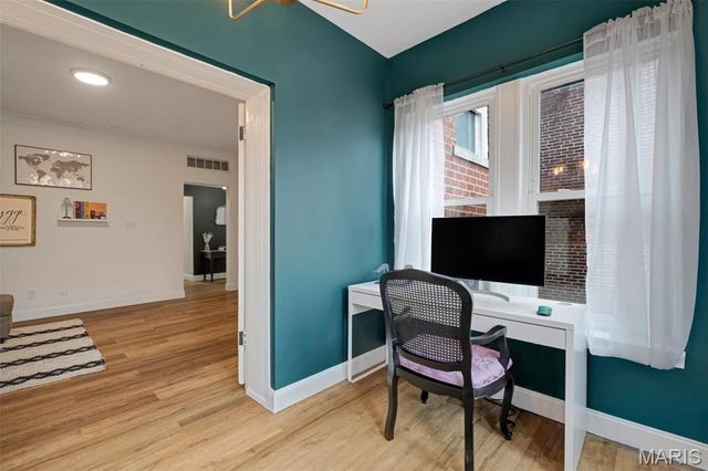 3951 Shaw Boulevard 2, St Louis, MO 63110