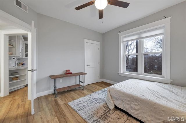 3951 Shaw Boulevard 2, St Louis, MO 63110