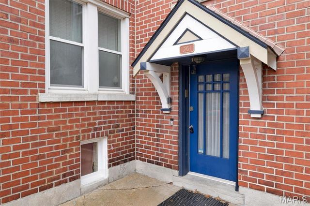 3951 Shaw Boulevard 2, St Louis, MO 63110