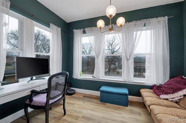 3951 Shaw Boulevard 2, St Louis, MO 63110