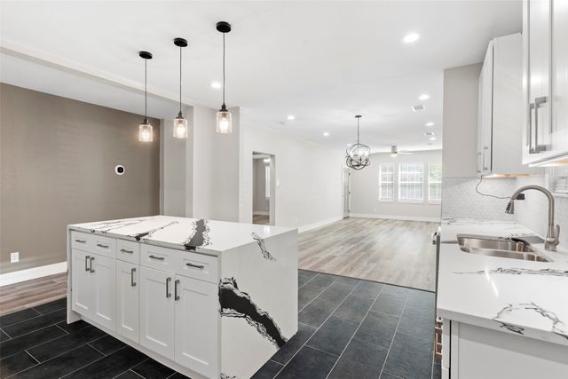 604 S Fitzhugh Avenue, Dallas, TX 75223
