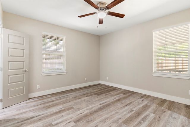 604 S Fitzhugh Avenue, Dallas, TX 75223