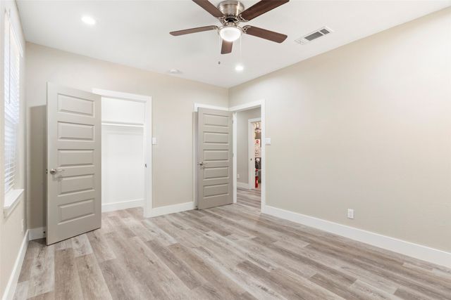 604 S Fitzhugh Avenue, Dallas, TX 75223
