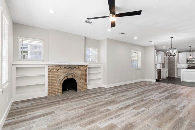 604 S Fitzhugh Avenue, Dallas, TX 75223