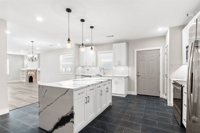 604 S Fitzhugh Avenue, Dallas, TX 75223