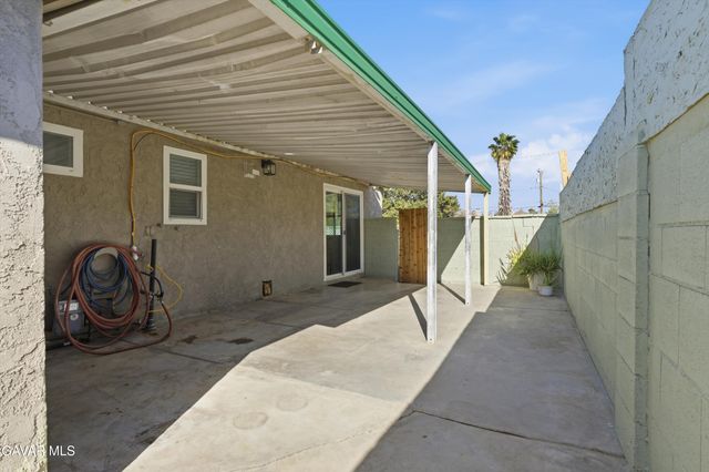 38637 Sumac Avenue, Palmdale, CA 93550