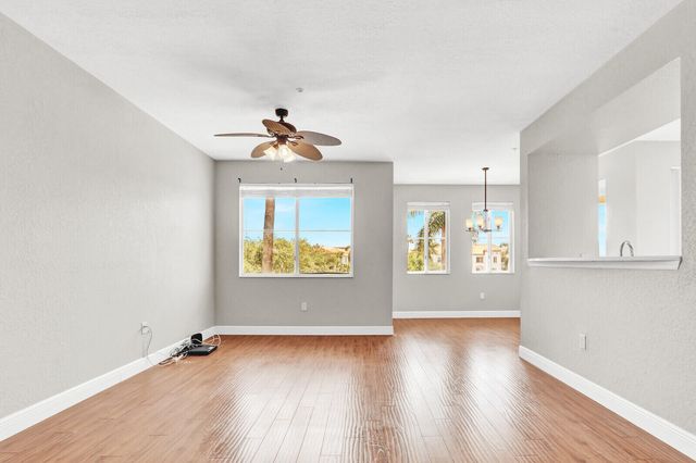11037 Legacy Boulevard 302, Palm Beach Gardens, FL 33410