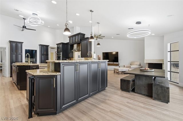 6425 Tara Avenue, Las Vegas, NV 89146