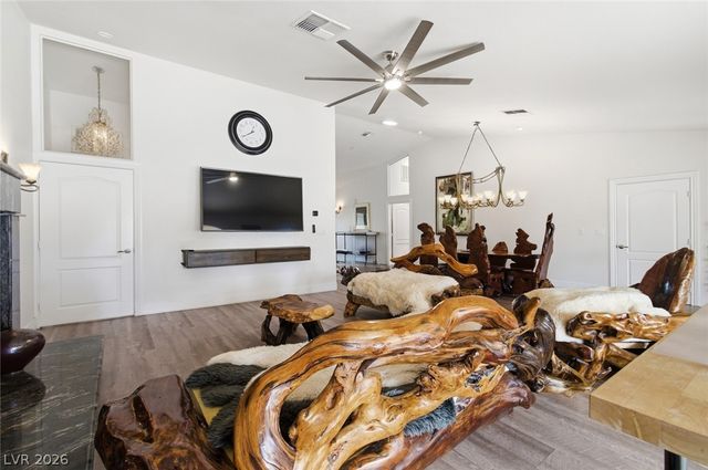 6425 Tara Avenue, Las Vegas, NV 89146