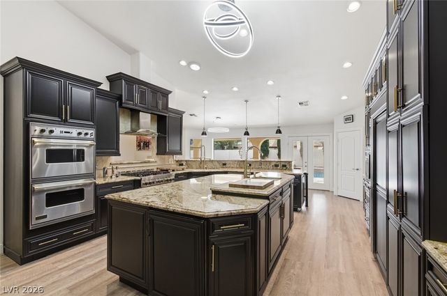 6425 Tara Avenue, Las Vegas, NV 89146