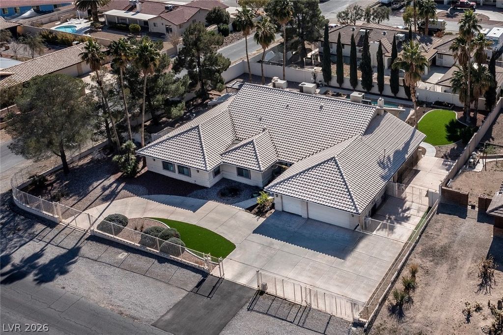 6425 Tara Avenue, Las Vegas, NV 89146