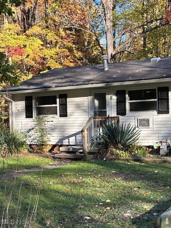 3499 Dennis Court 6, Geneva, OH 44041