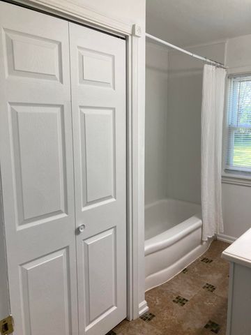 7052 E Drive N, Emmett Twp, MI 49014