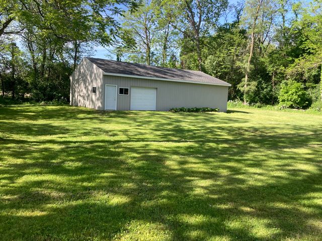 7052 E Drive N, Emmett Twp, MI 49014