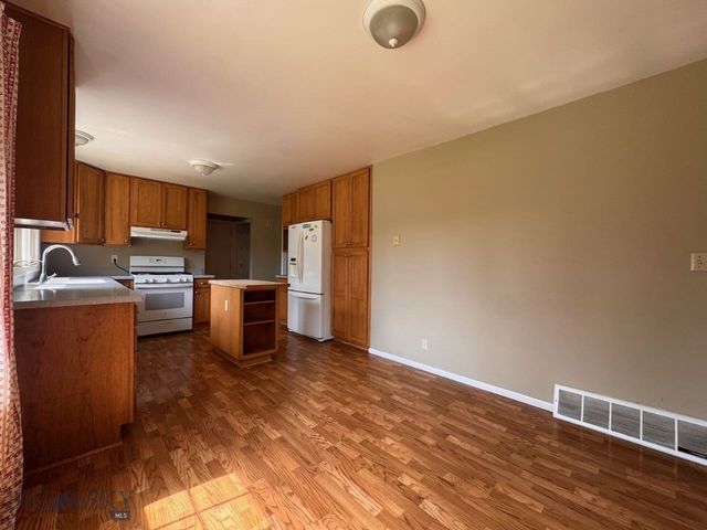 111 Circle, Bozeman, MT 59715