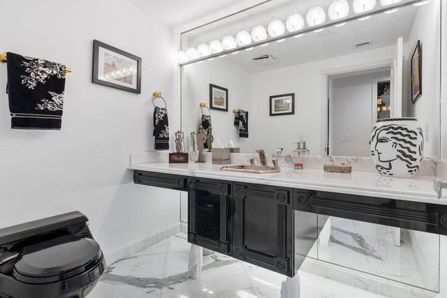 4201 N Ocean Boulevard 1801, Boca Raton, FL 33431