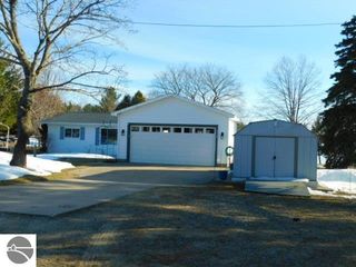 4960 Pine Drive, Kalkaska, MI 49646