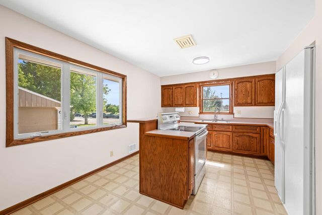 W148N8814 Jefferson AVENUE, Menomonee Falls, WI 53051