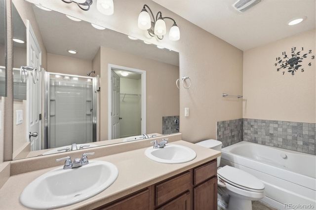 3925 Kenwood Circle, Johnstown, CO 80534
