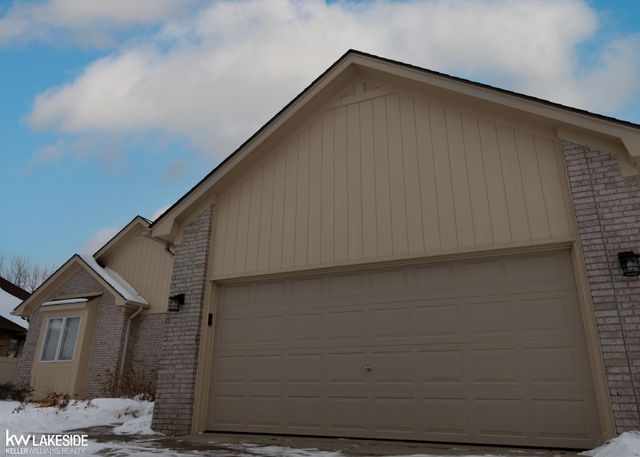 28508 Wales Drive, Chesterfield Twp, MI 48047